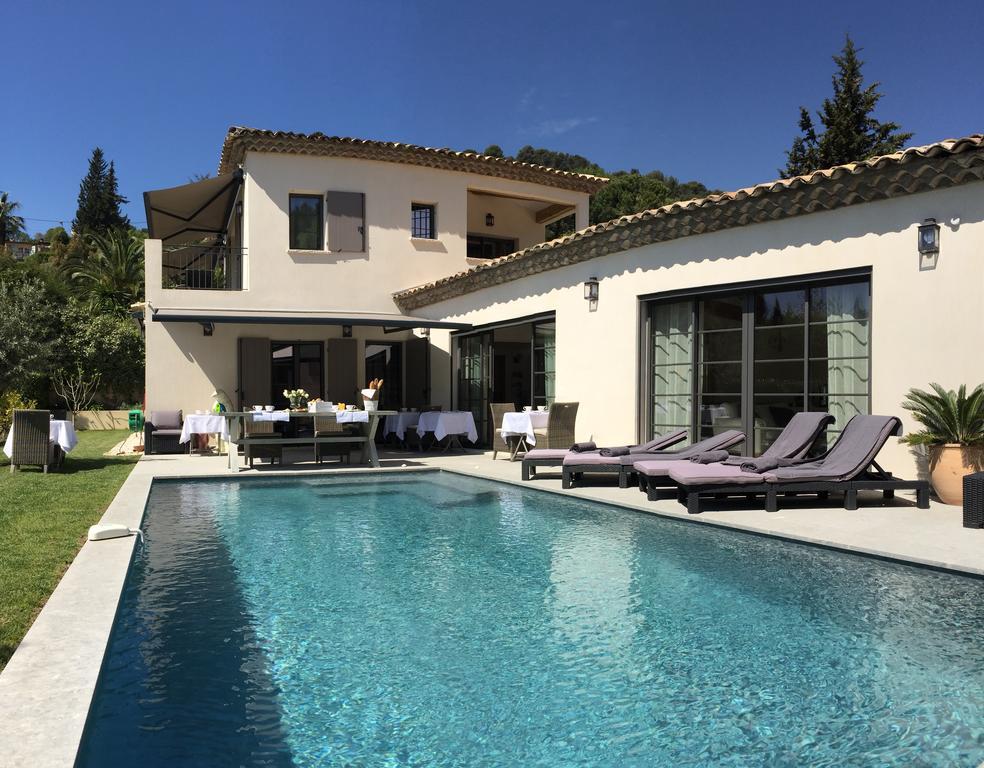 Etoile De Paul Saint-Paul-de-Vence